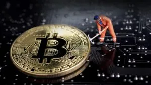 بررسی ۱۰ مدل از بهترین ماینرهای بیت‌کوین!