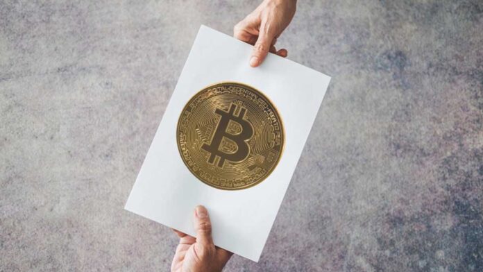 وایت پیپر بیت کوین توضیح فنی دقیقی از نحوه عملکرد بیت‌کوین ارائه می‌دهد