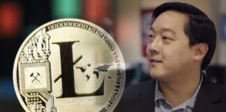با چارلی لی خالق لایت کوین آشنا شوید چهره چارلی لی در کنار سکه لایت کوین