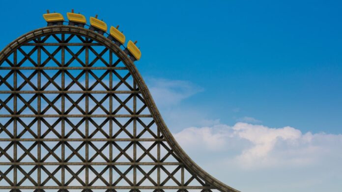 ارزش توکن STRK به نصف رسید!