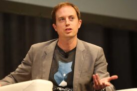 اریک وورهیس به عنوان مدیرعامل ShapeShift و بنیانگذار این صرافی ارزهای دیجیتال نیز شناخته می‌شود.