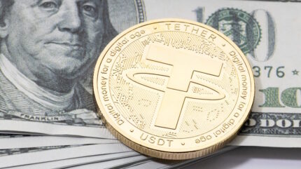 سکه تتر روی دلار کاغذی