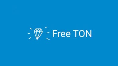 نوشته Free Ton پس زمینه آبی