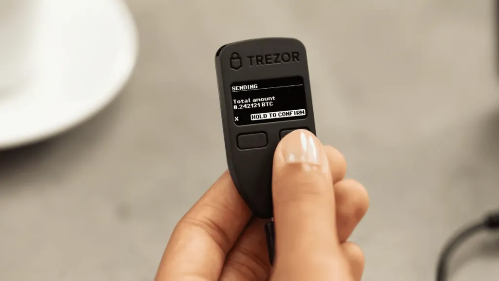 بررسی مدلهای مختلف کیف پول Trezor از جمله ترزور مدل وان